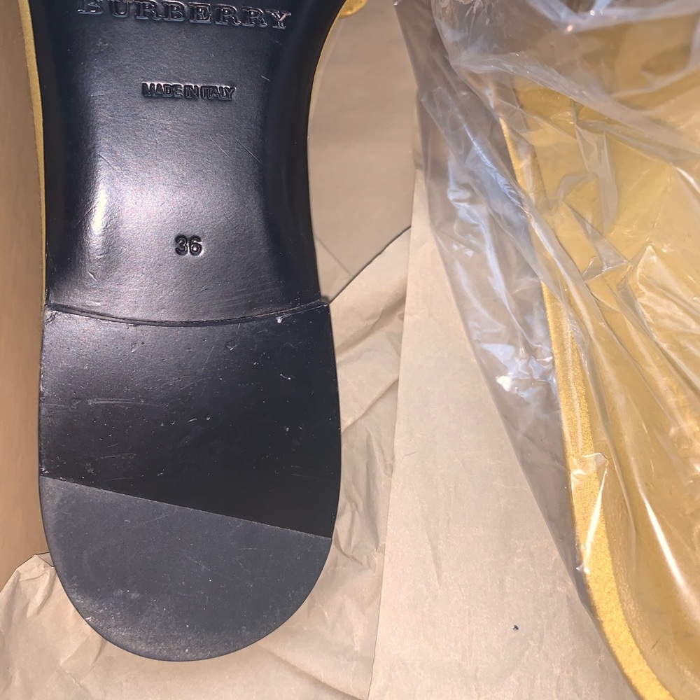 Authentic Burberry Yellow Sandal! - Picture 6 of 8